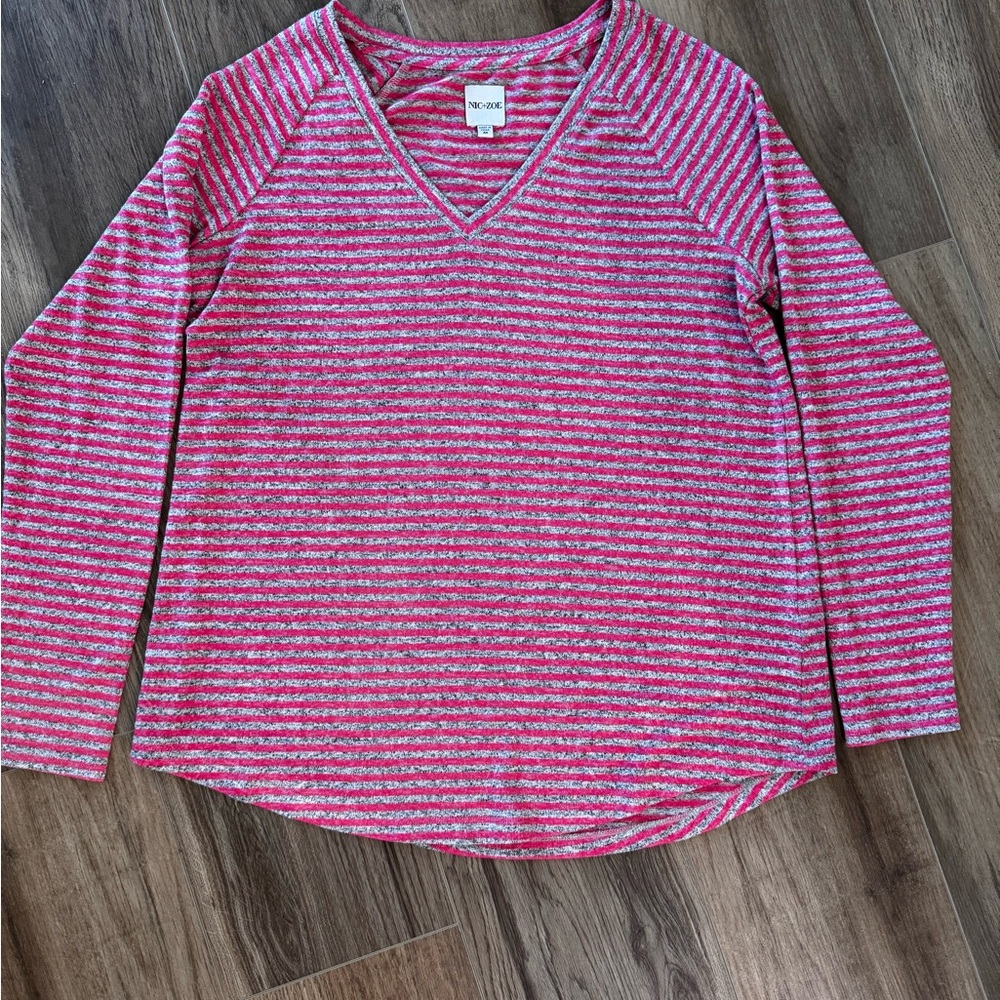 NIC+ZOE Pink and Gray Striped V-Neck Long Sleeve Top